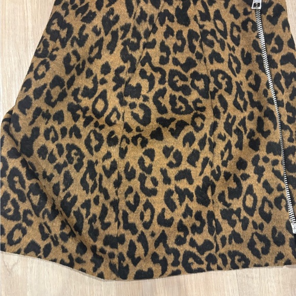 Vero Moda Black and Tan A-Line Skirt for Cocktail - Picture 4 of 9